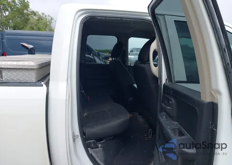 2018 Ram 1500 Express 4X2 6'4 Box from USA, damaged, VIN 1C6RR6FT7JS325663